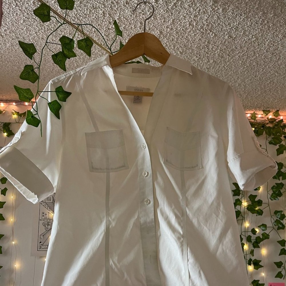 Chico's White Short-Sleeved Shirt
